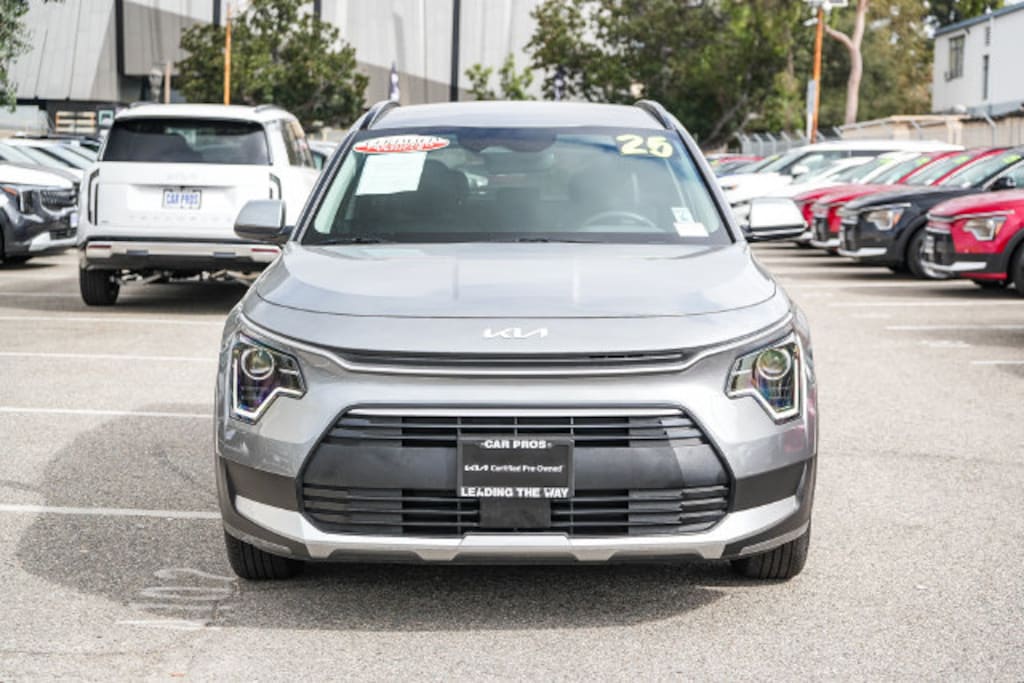 Certified 2025 Kia Niro EX SUV