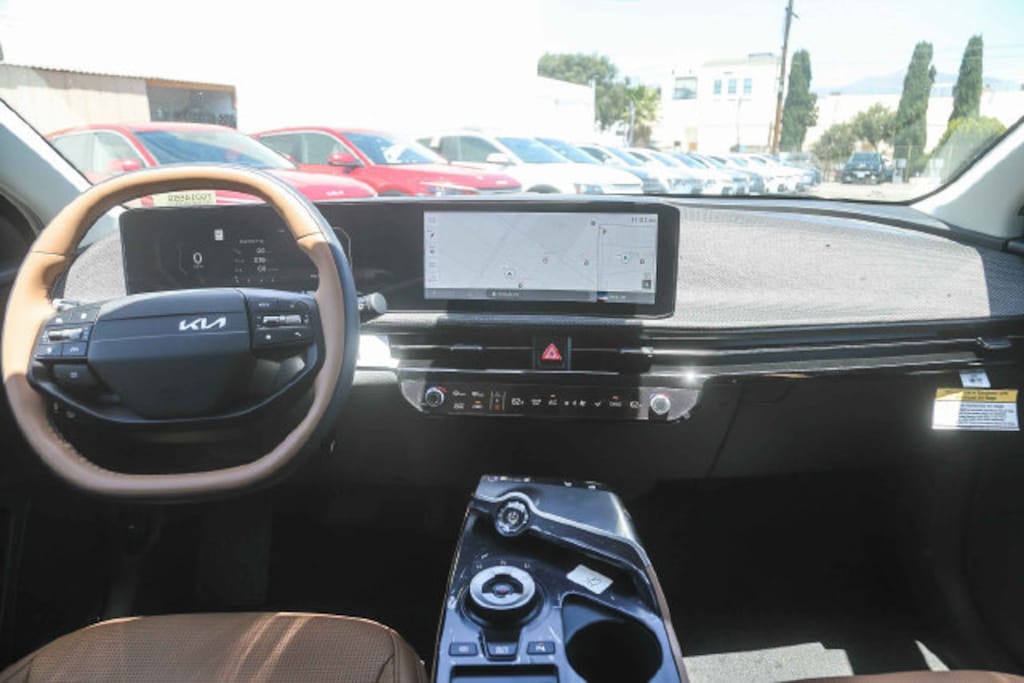 New 2026 Kia EV6 Wind SUV