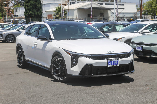  Kia K4