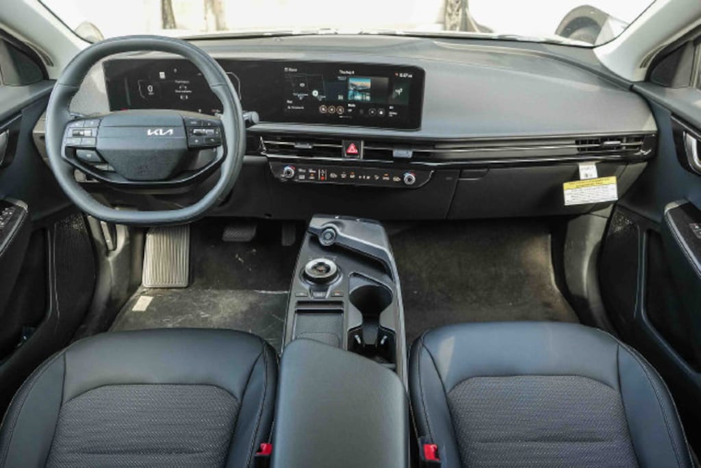 New 2026 Kia EV6 Light Long Range SUV