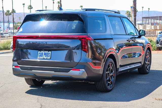 2026 Kia Carnival SX Prestige - Photo 9