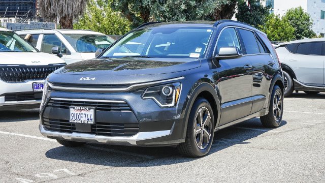 Used 2025 Kia Niro EX SUV