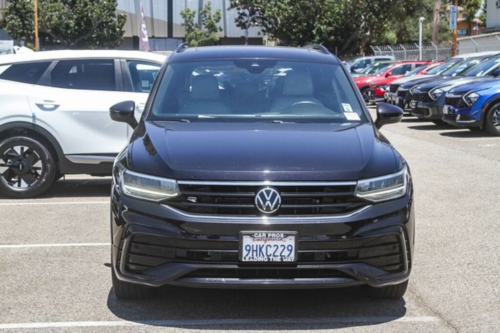 Used 2023 Volkswagen Tiguan 2.0T SE R-Line Black SUV