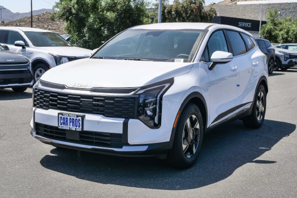 New 2026 Kia Sportage LX SUV