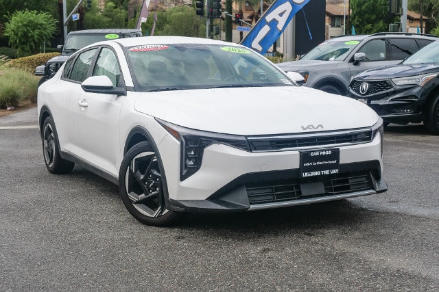2025 Kia K4