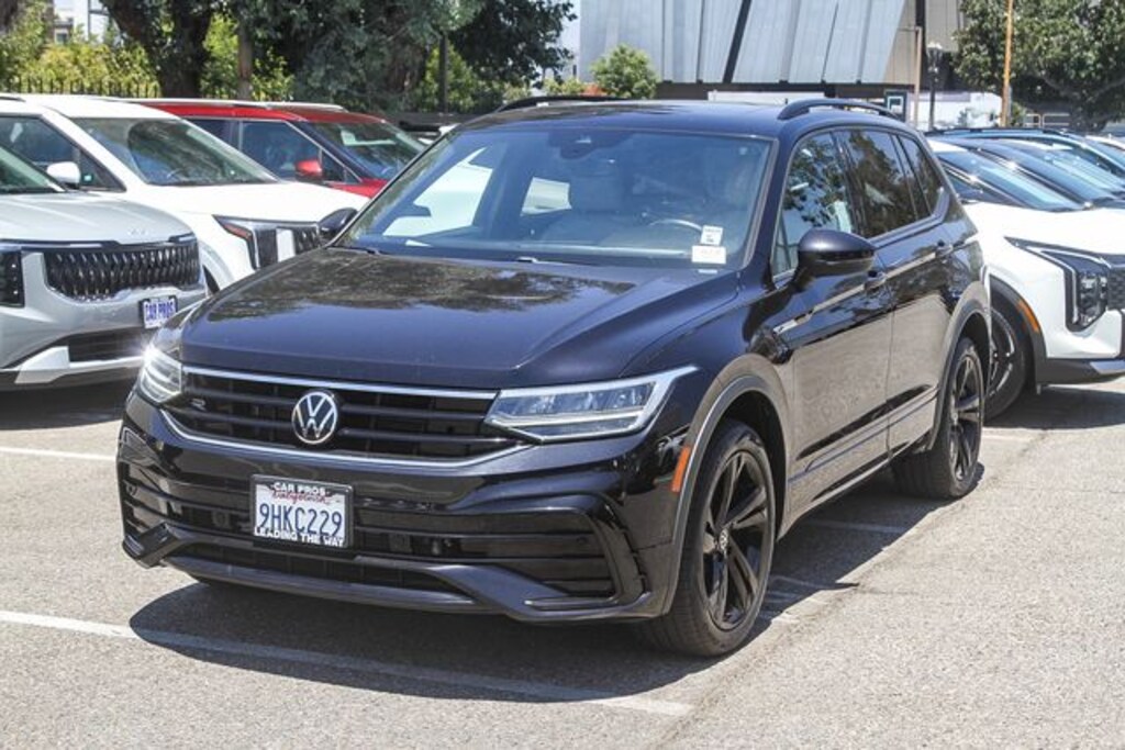 Used 2023 Volkswagen Tiguan 2.0T SE R-Line Black SUV