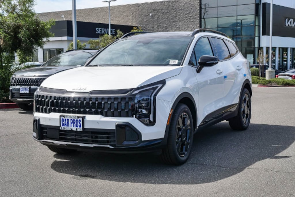New 2026 Kia Sportage Hybrid X-Line SUV