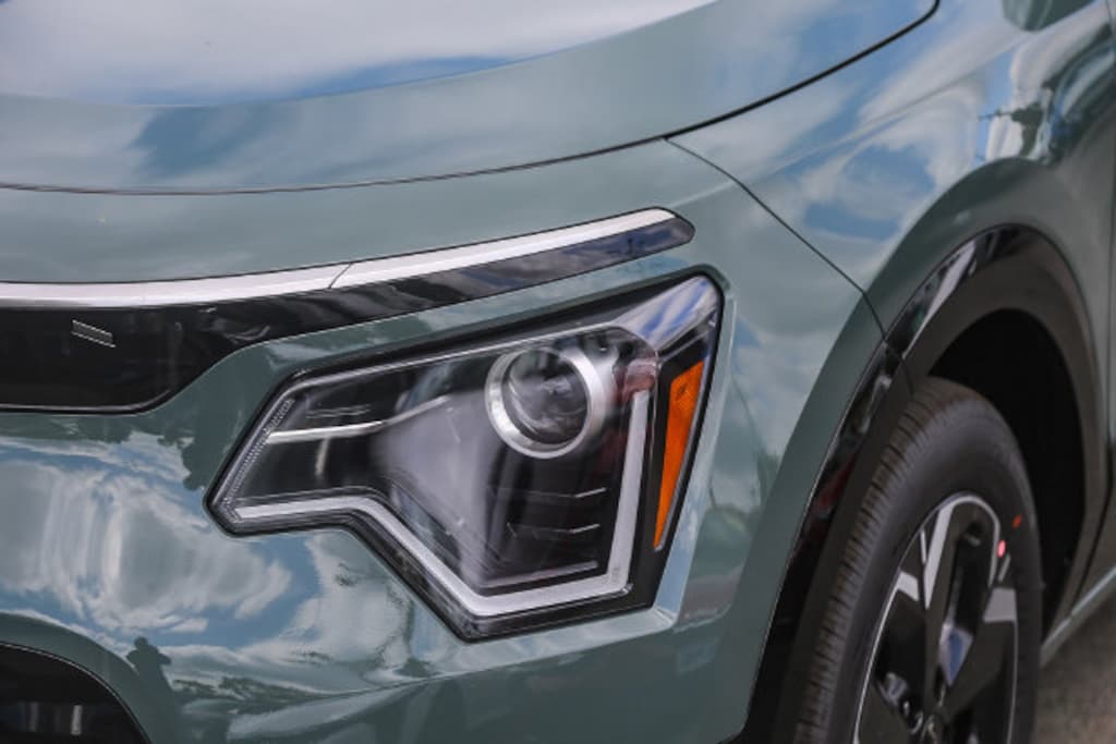 New 2026 Kia Niro EV Wind SUV