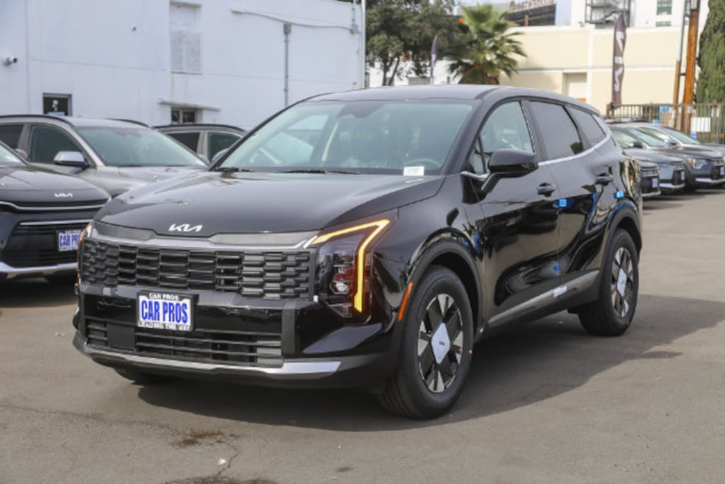 New 2026 Kia Sportage Hybrid LX SUV