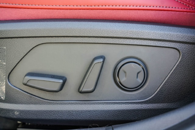 2026 Kia K5 GT-Line - Photo 22
