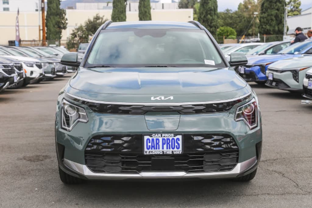 New 2026 Kia Niro EV Wind SUV