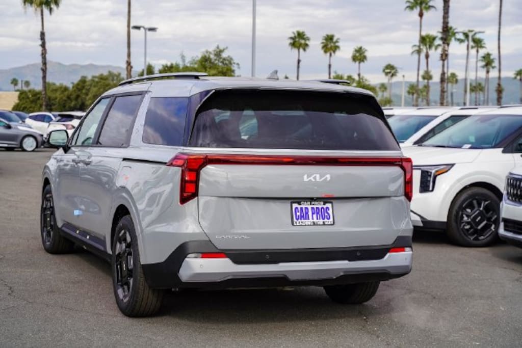 New 2026 Kia Carnival EX Van Passenger Van