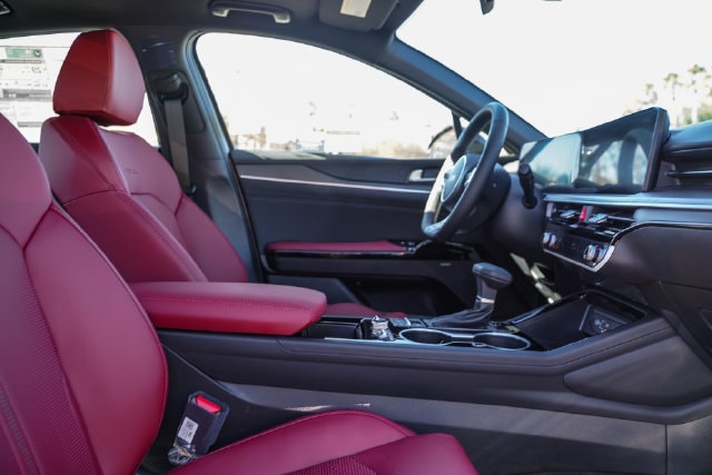 2026 Kia K5 GT-Line - Photo 17