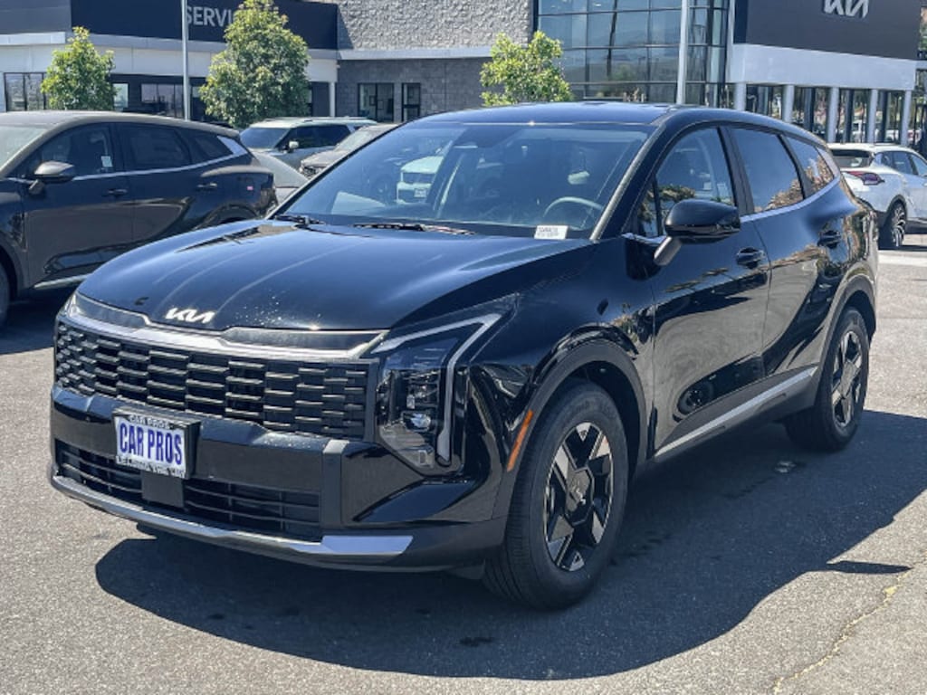 New 2026 Kia Sportage LX SUV