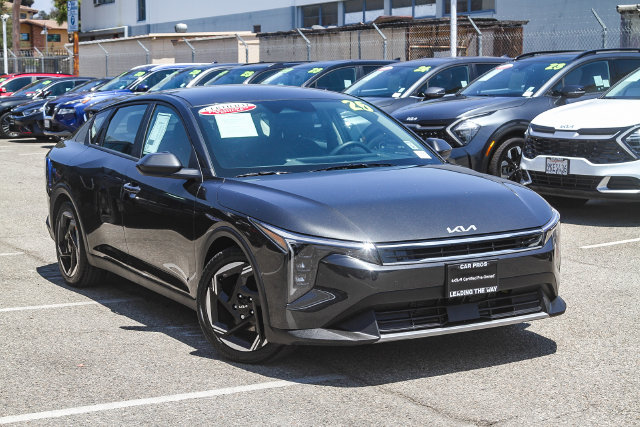 2025 Kia K4