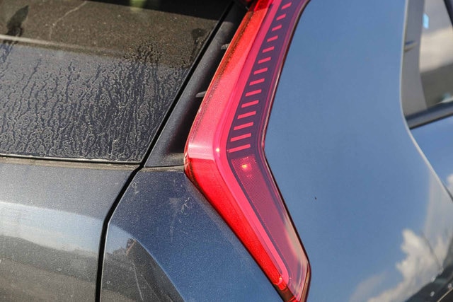 2026 Kia Niro LX - Photo 8