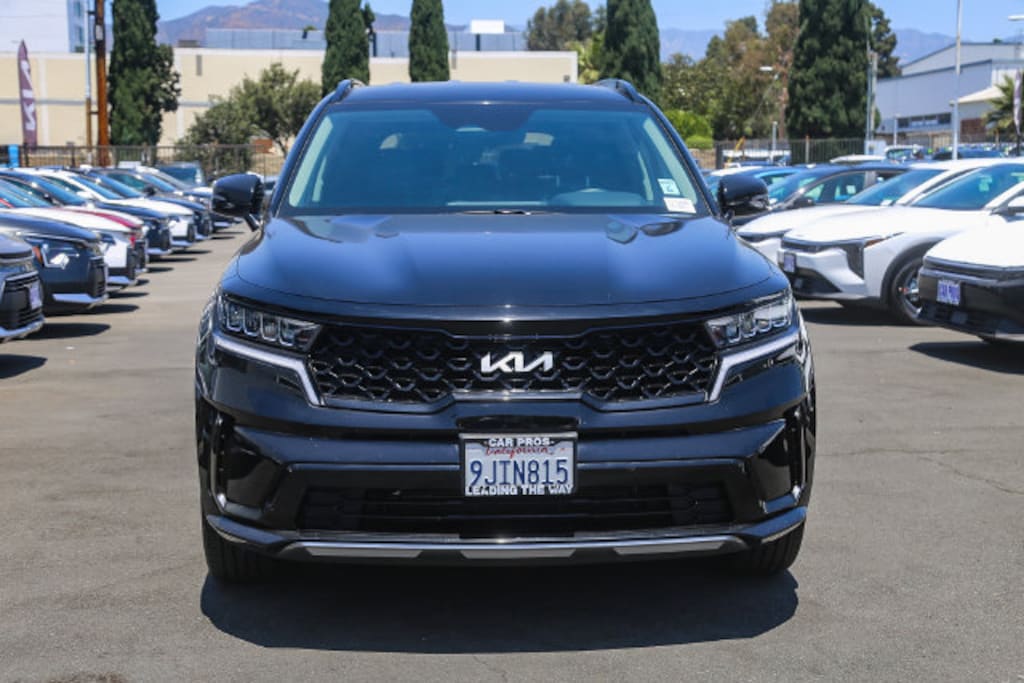 Used 2023 Kia Sorento S SUV