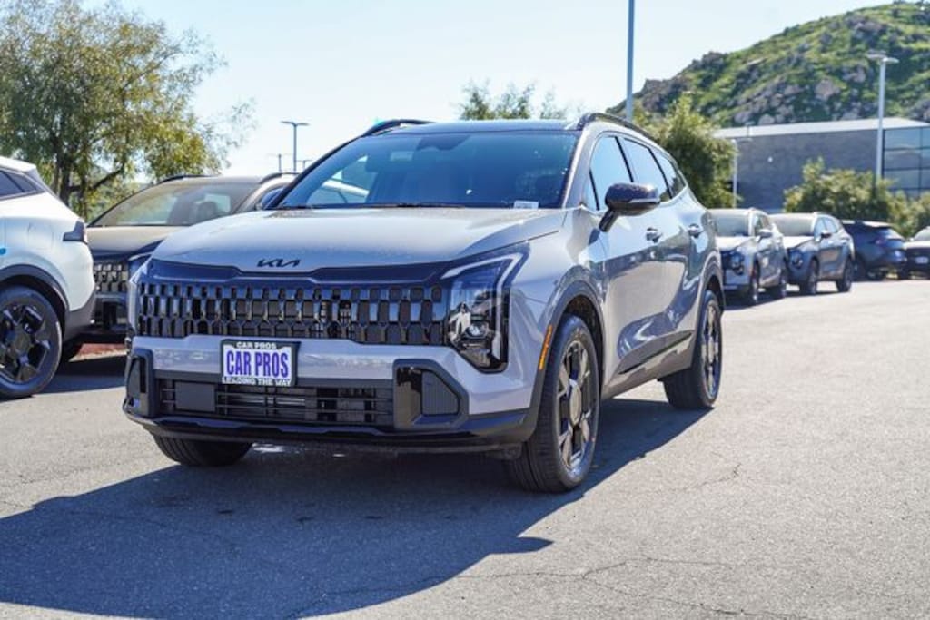 New 2026 Kia Sportage Hybrid X-Line SUV