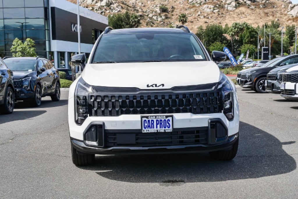 New 2026 Kia Sportage Hybrid X-Line SUV