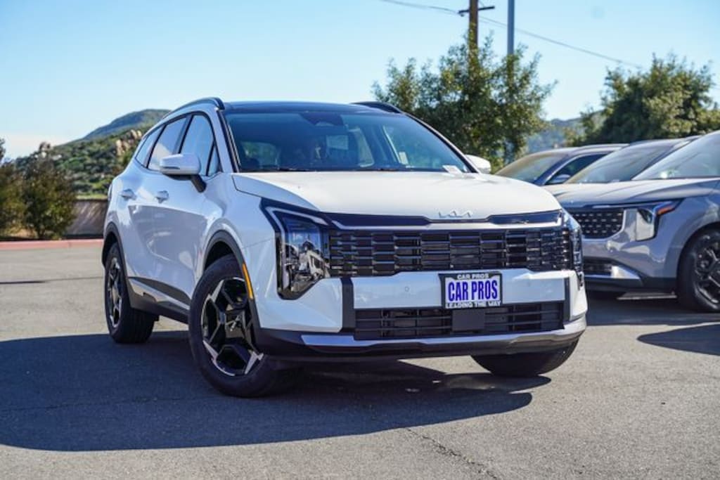 New 2026 Kia Sportage EX SUV