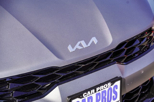 2026 Kia K5 GT-Line - Photo 11