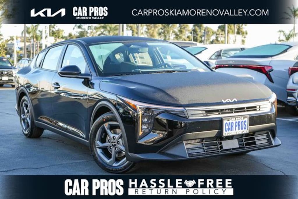New 2026 Kia K4 LXS Sedan