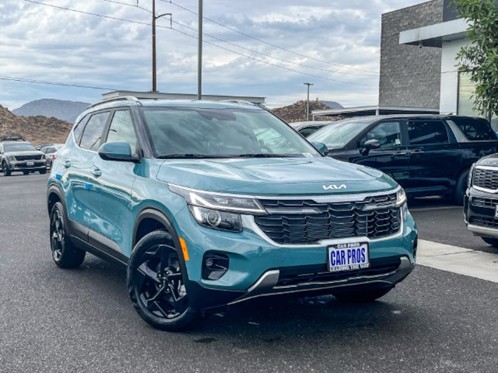 New 2026 Kia Seltos EX SUV