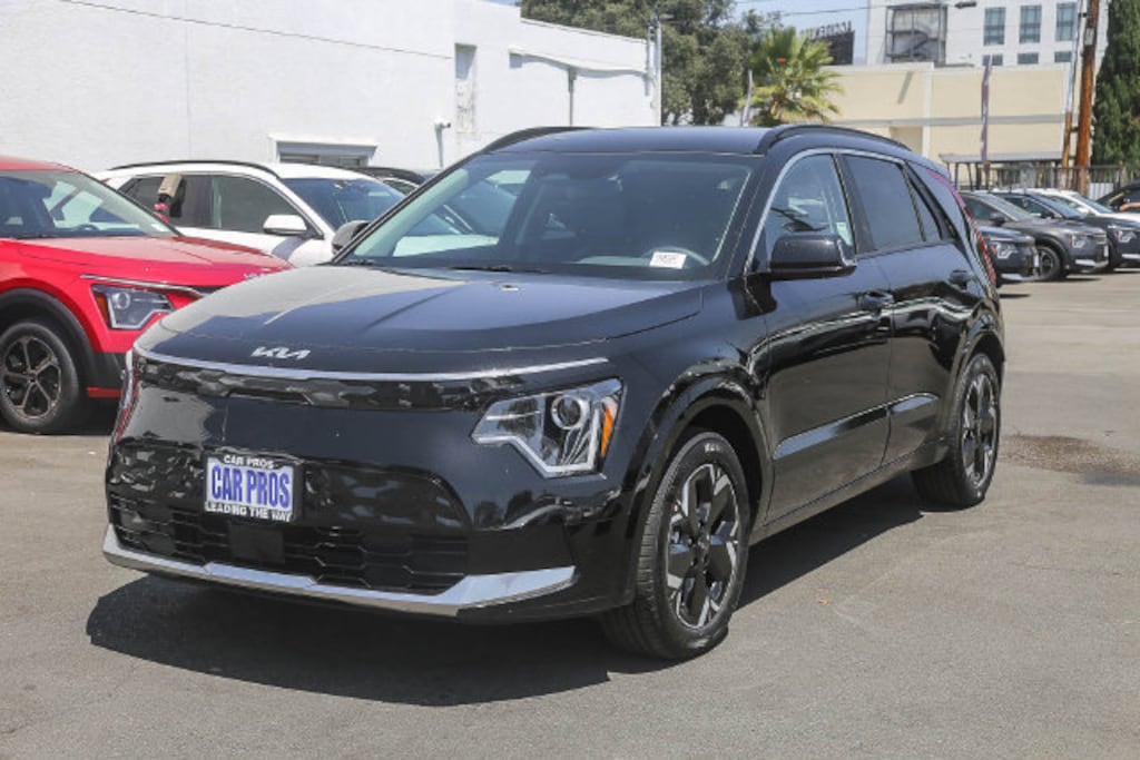 New 2026 Kia Niro EV Wind SUV