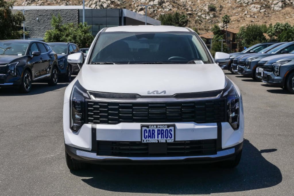 New 2026 Kia Sportage LX SUV