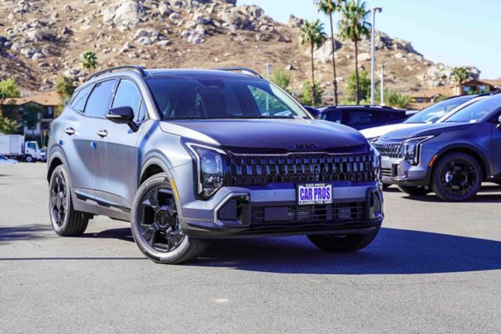 New 2026 Kia Sportage Plug-In Hybrid X-Line SUV