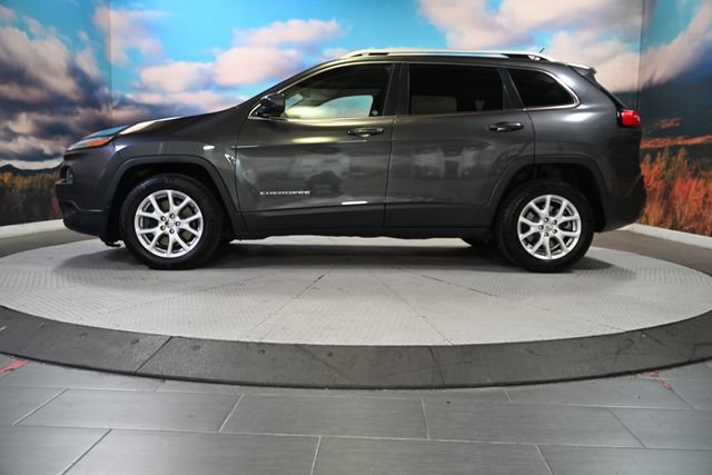 Used 2015 Jeep Cherokee Latitude SUV