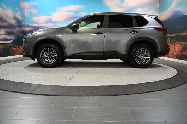 Used 2024 Nissan Rogue S SUV