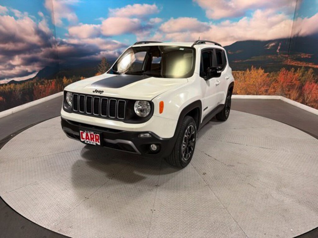 Used 2023 Jeep Renegade Latitude SUV