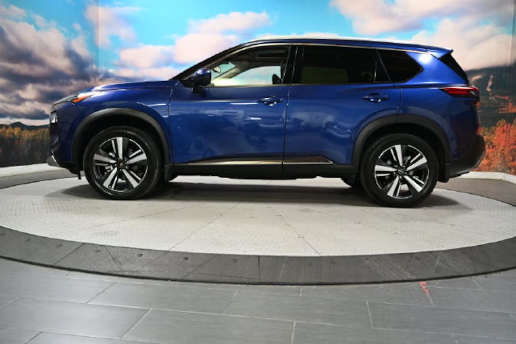 Used 2023 Nissan Rogue Platinum SUV