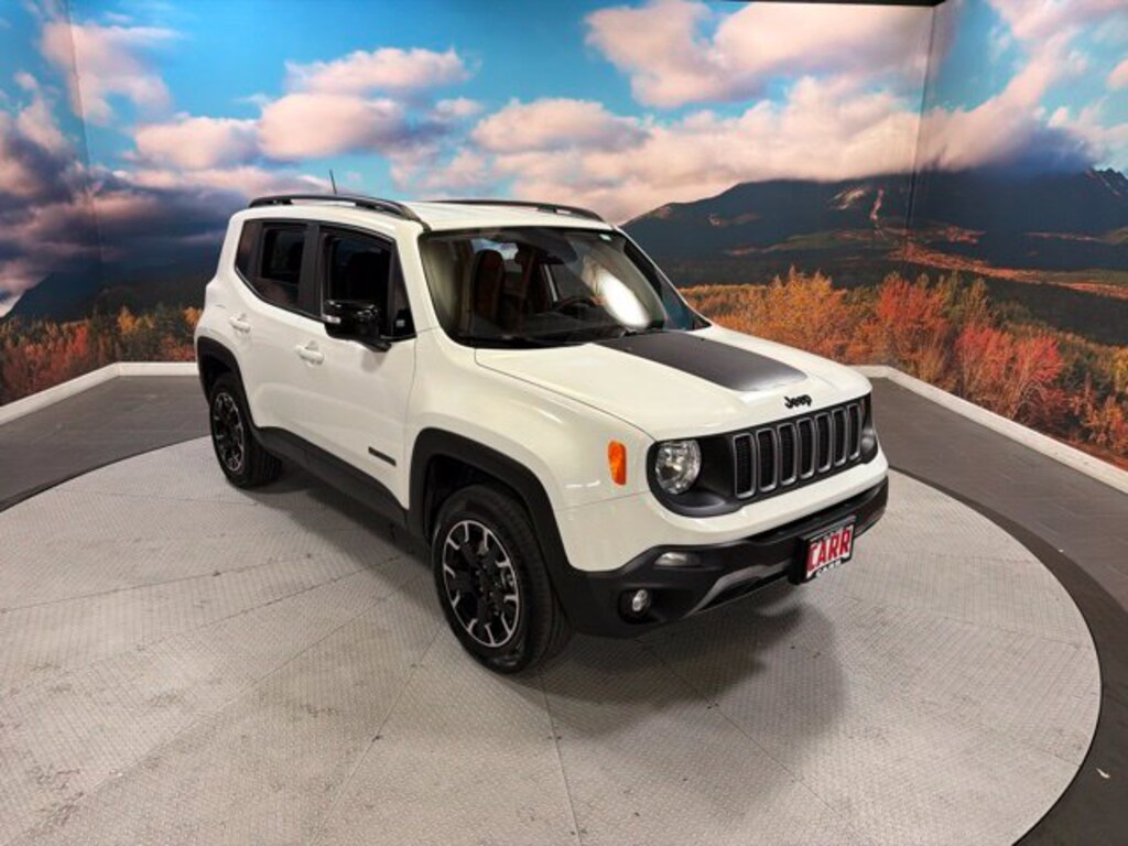 Used 2023 Jeep Renegade Latitude SUV