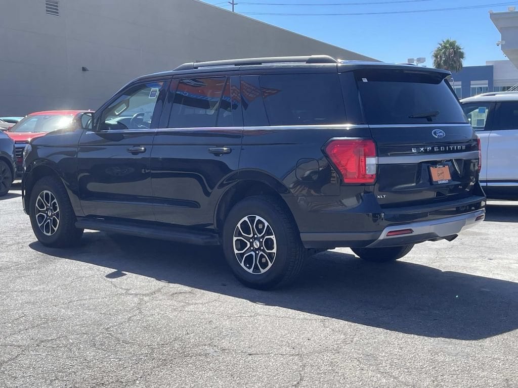 Used 2024 Ford Expedition XLT
