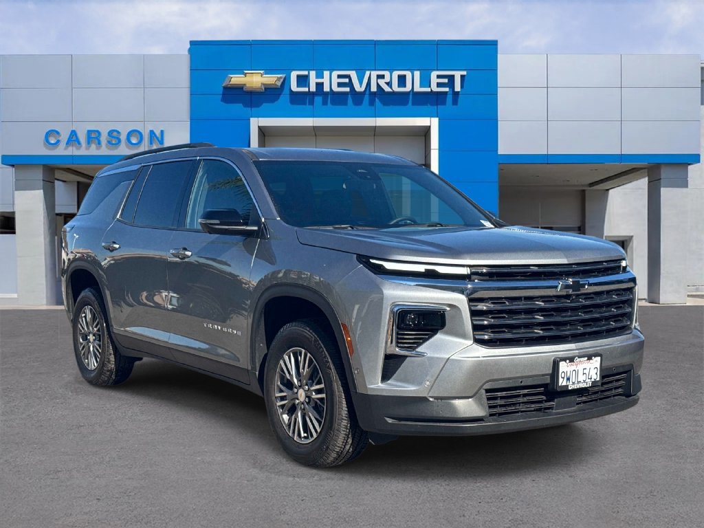 2025 Chevrolet Traverse LT SUV