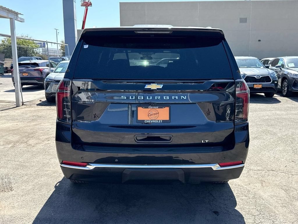 Used 2025 Chevrolet Suburban LT SUV