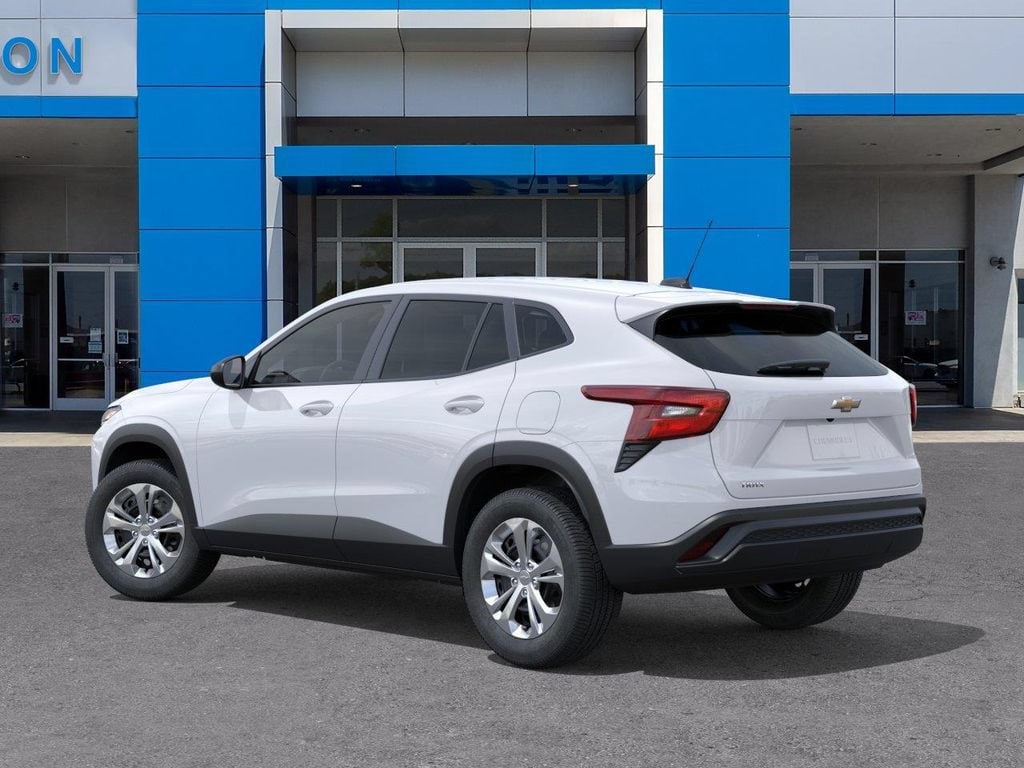 New 2026 Chevrolet Trax LS SUV
