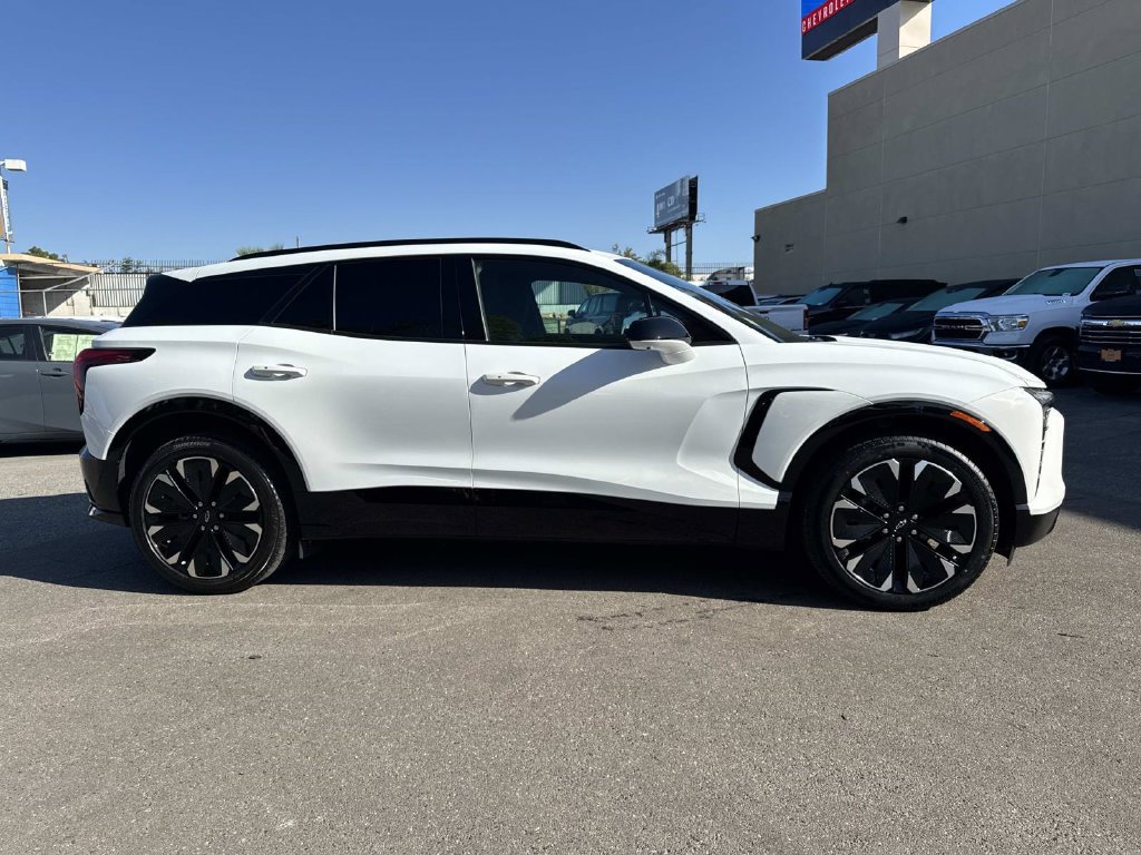 Used 2024 Chevrolet Blazer EV RS with VIN 3GNKDCRJ1RS260155 for sale in Carson, CA