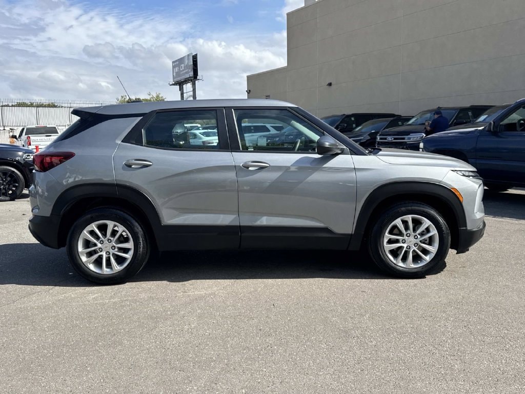 Used 2024 Chevrolet Trailblazer LS SUV