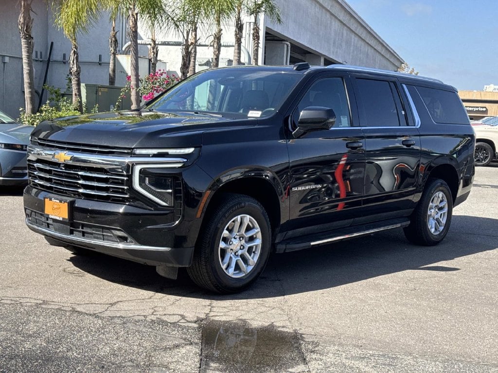 Used 2025 Chevrolet Suburban LT SUV