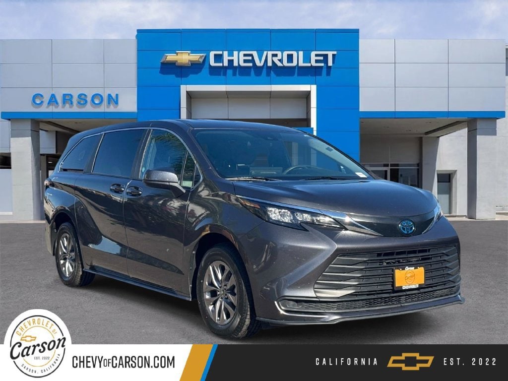 2025 Toyota Sienna