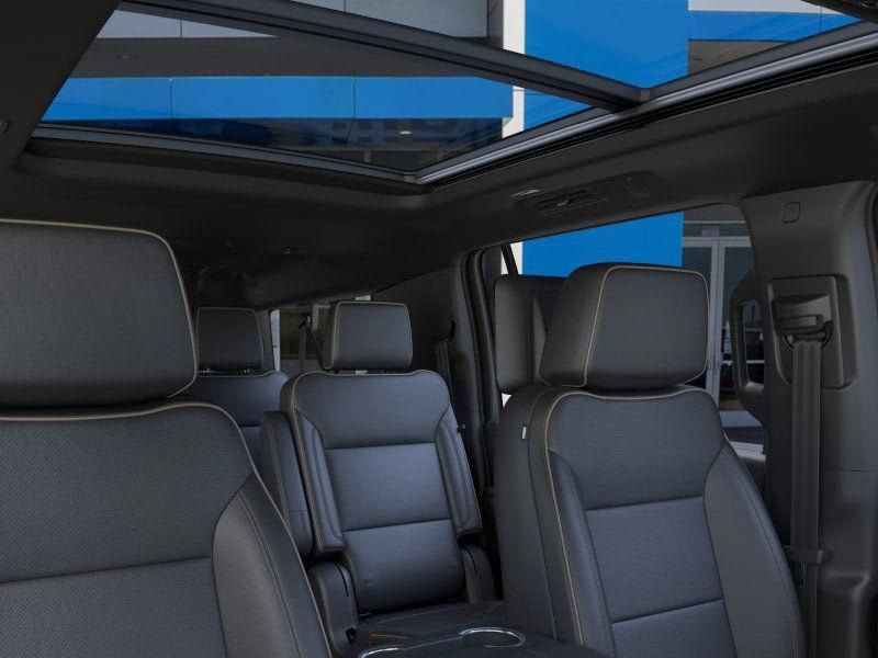 2026 Chevrolet Suburban Premier - Photo 24