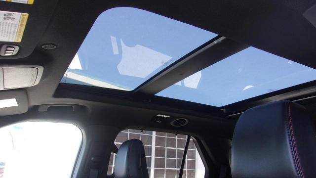 2025 Ford Explorer ST - Photo 13