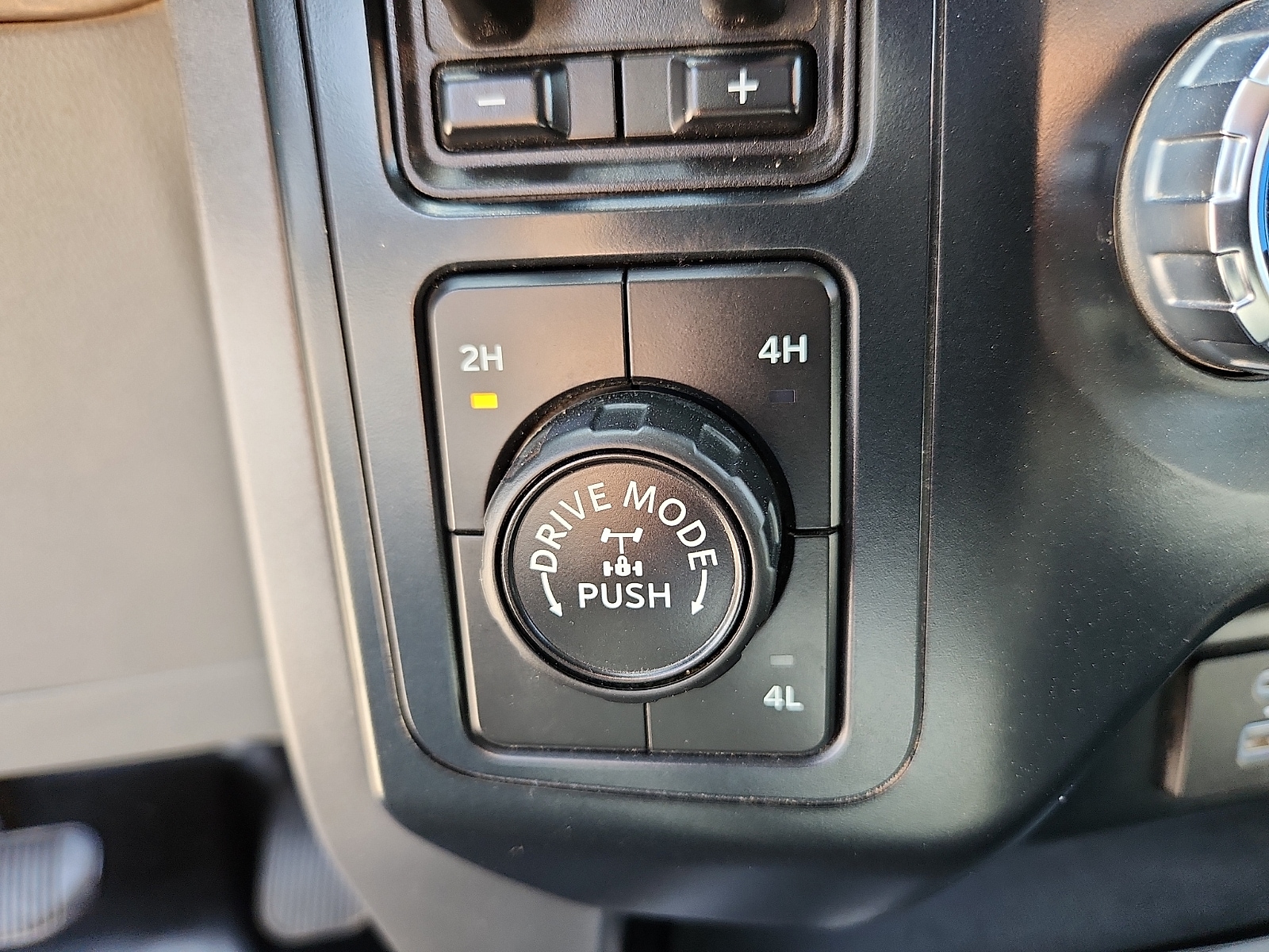 2022 Ford F-150 XLT - Photo 23