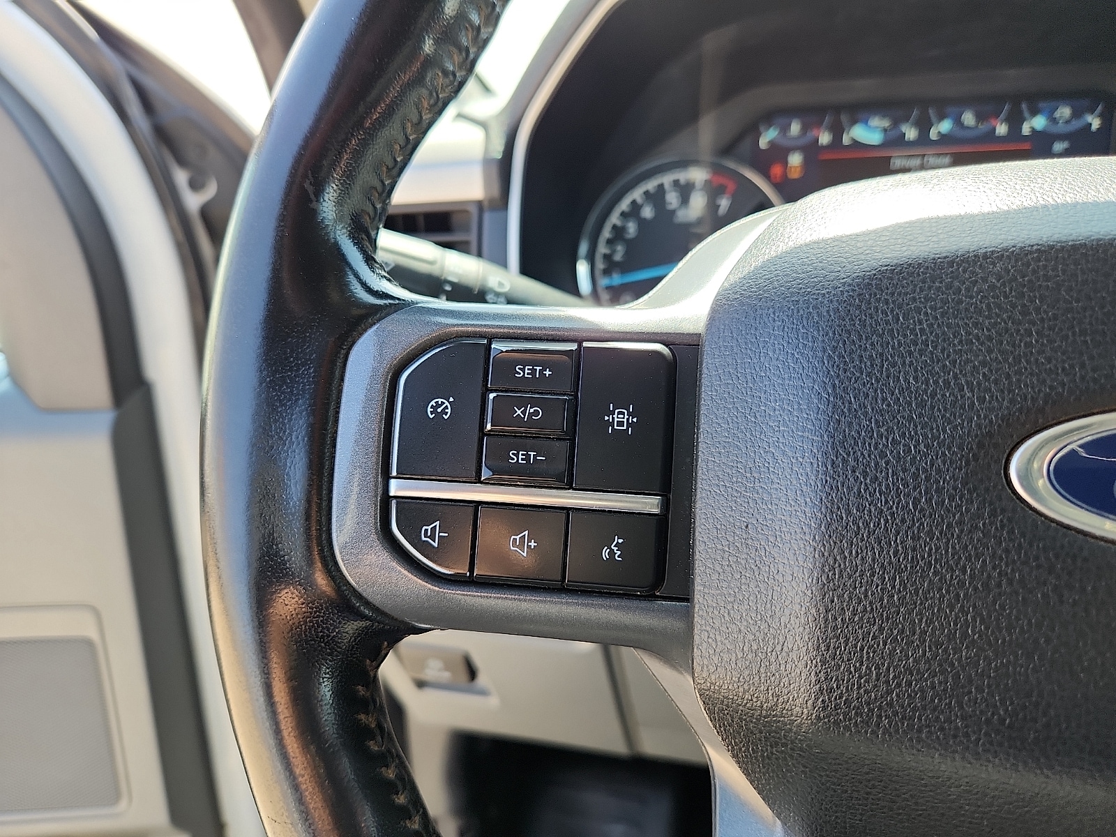 2022 Ford F-150 XLT - Photo 22