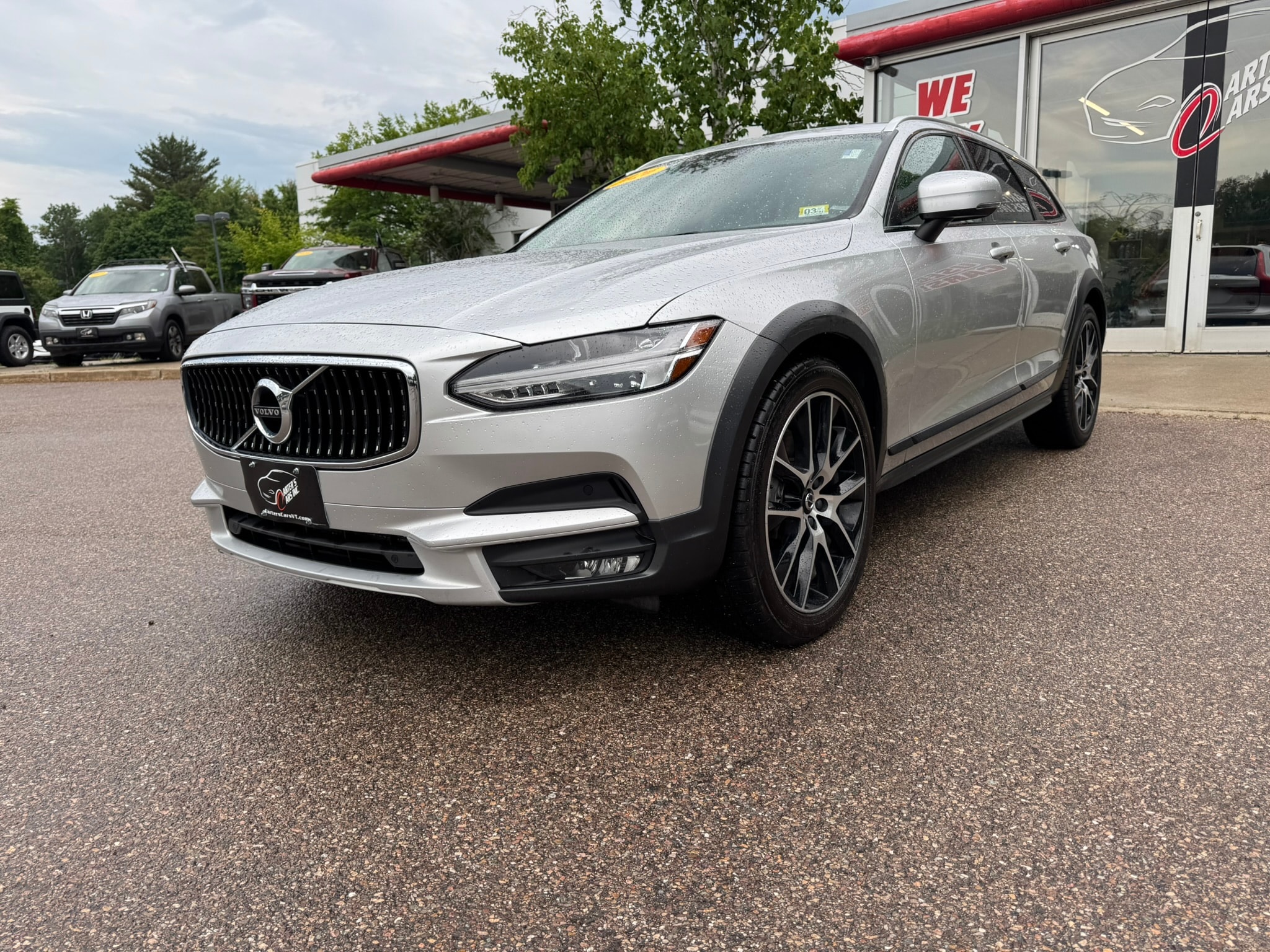 2020 Volvo V90 Cross Country