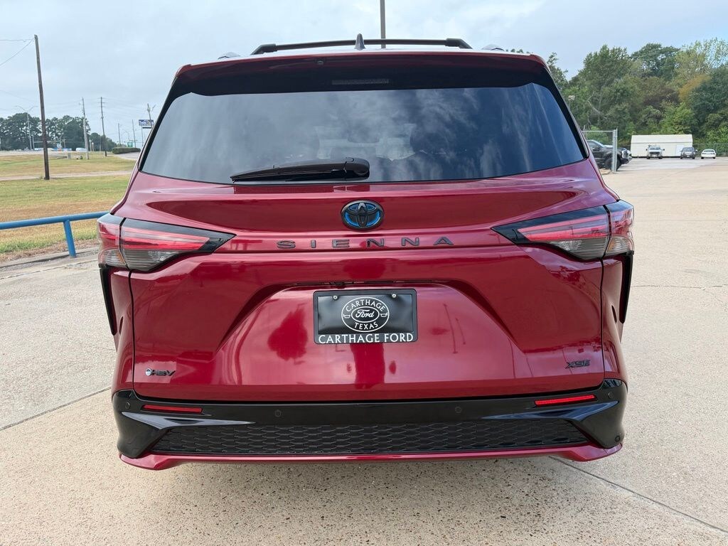 Used 2025 Toyota Sienna XSE Minivan/Van