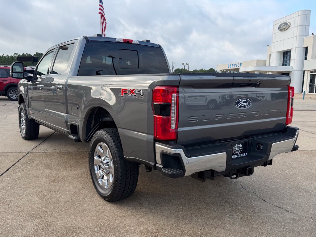 New 2027 Ford F-250SD Lariat Truck